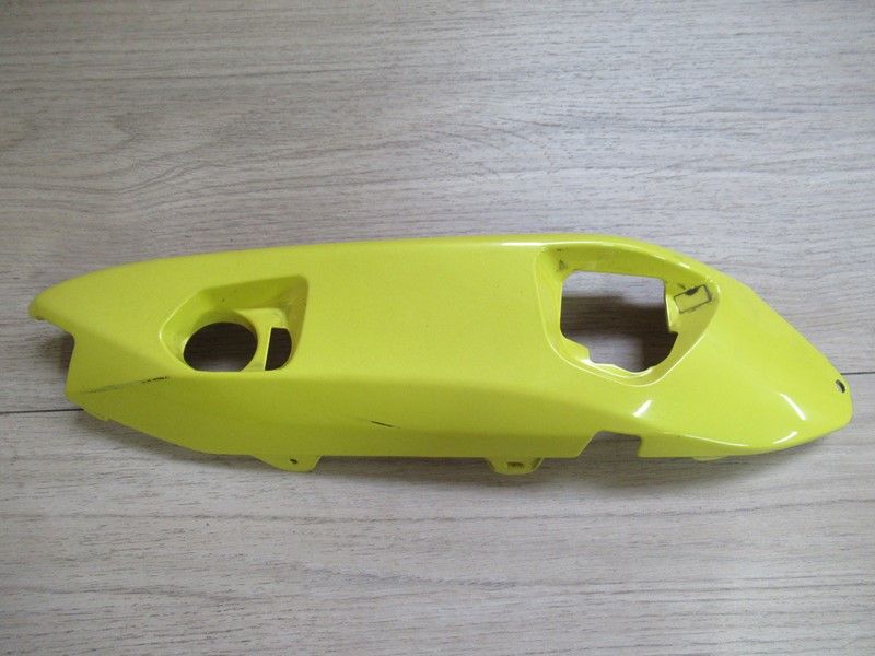 Flan de selle droit Kawasaki ER6n 2012-2016 (36040-0117)