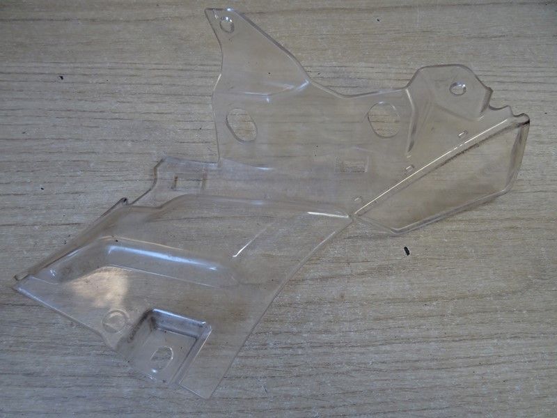 Deflecteur  gauche de tête de fourche Triumph 
1200 TIGER Explorer 2016/2017