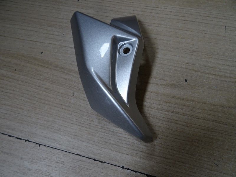 Carénage d'optique droit  Suzuki 600 GSR 2006/2010 (51814-44G0)