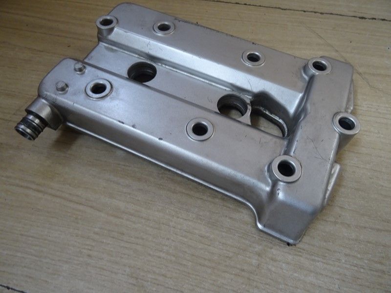 Cache culbuteur Yamaha 
850 TDM type 3VD 1991/1995