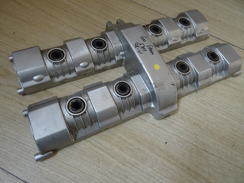 Cache culbuteur Yamaha 600 FAZER type 5DM 1998/2001