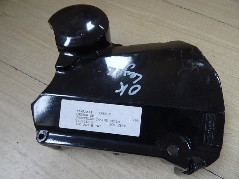 Carter de sortie de boite Kawasaki 
ZR7 et ZR7S type ZR750F 1999/2003