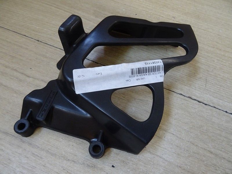 Carter de sortie de boite Kawasaki 
600 KLR type KL600A/B 1984/1994