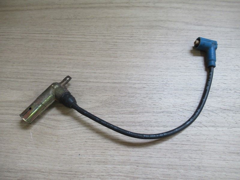 Fil d'allumage antiparasite 2 BMW K100 1982-1987 RT,RS 1983-1984 (12121459184)