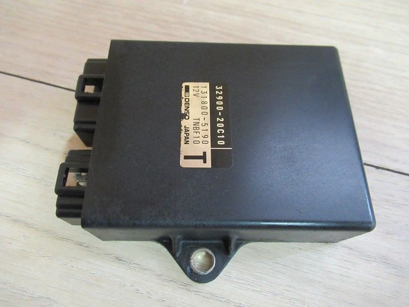 Boîtier CDI Suzuki GSXF750 1989-1996 (32900-20C10)