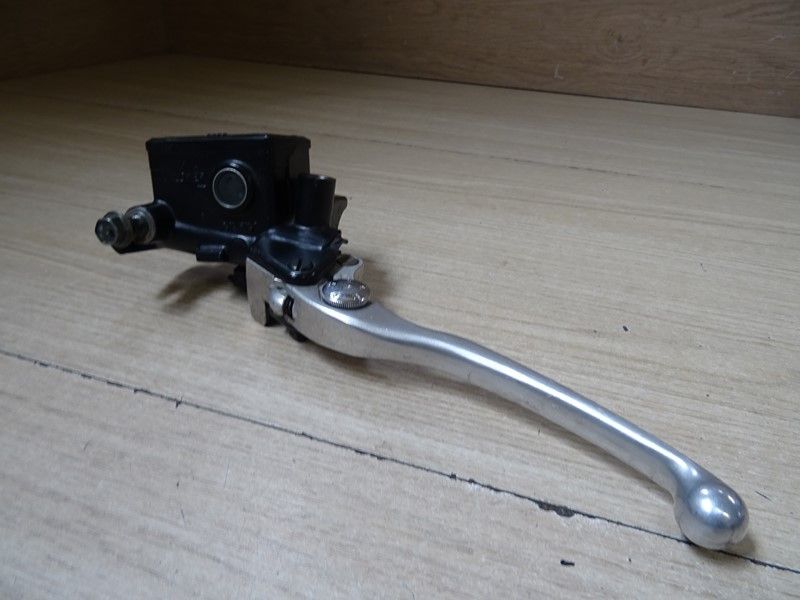 Maître cylindre d'embrayage avec levier FJR 1300 ABS type RP085/RP087/RP115 2003/2006