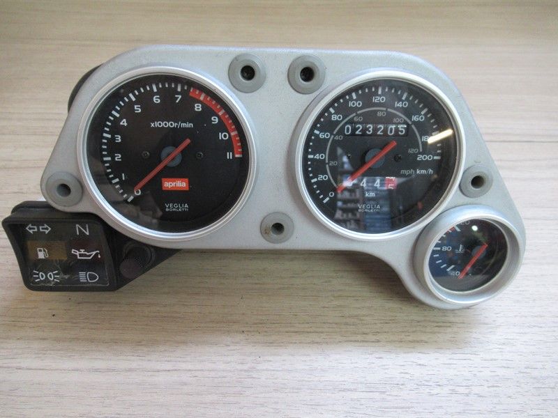 Bloc compteur 23205km Aprilia 650 Pegaso 1996-2000