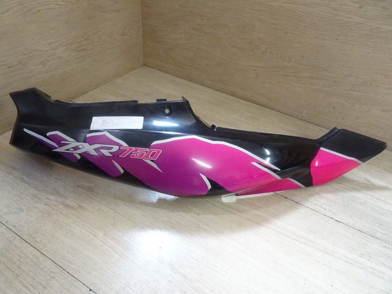 Coque Arriere droite Kawasaki 750 ZXR type ZX750L 1993/1995