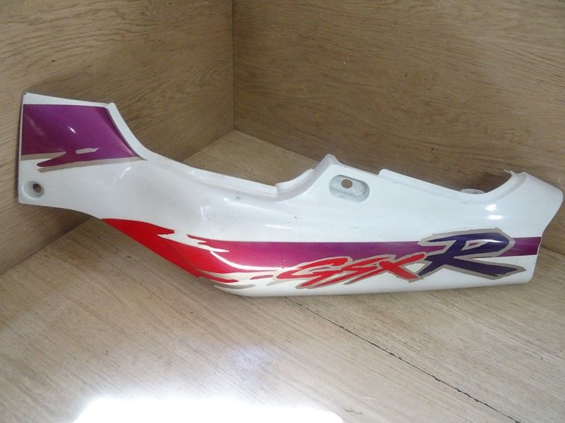 Coque arrière gauche Suzuki 750 GSXR type GR7BD 1992/1995 (47211-17E)