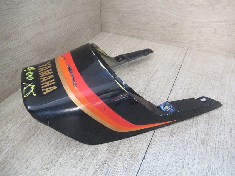 Coque arrière Yamaha 400 XJ 1981-1983