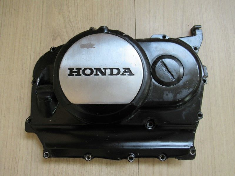 Couvercle de carter d'embrayage Honda VT500C (PC08) 1983-1986
