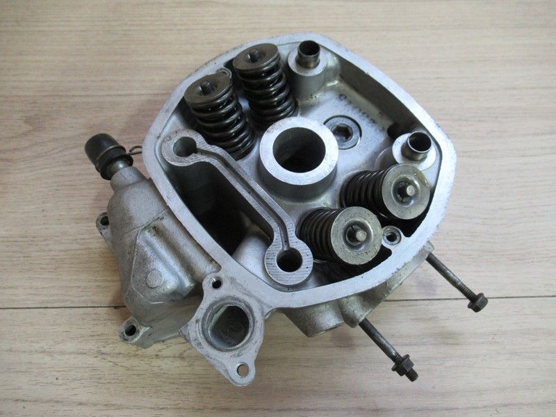 Culasse gauche Honda CX500 PC01 1980-1982