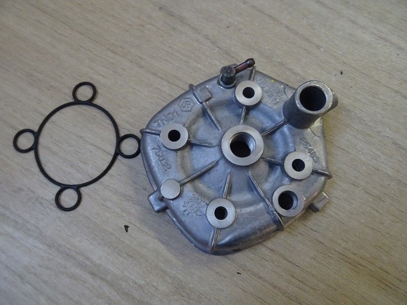 Culasse 50cc Piaggio Zip NRG Gilera Runner DNA (826490)