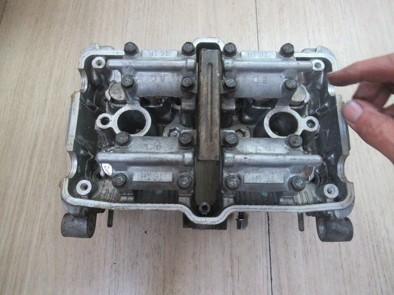 Culasse avant Honda 750 VFC (RC43) 1993-2002