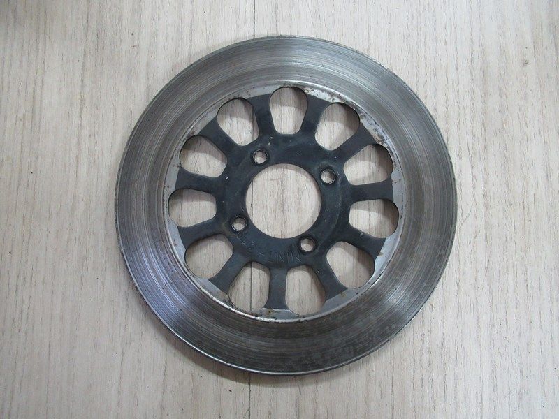 Disque de frein avant Suzuki 125 GS ES 1982-1983