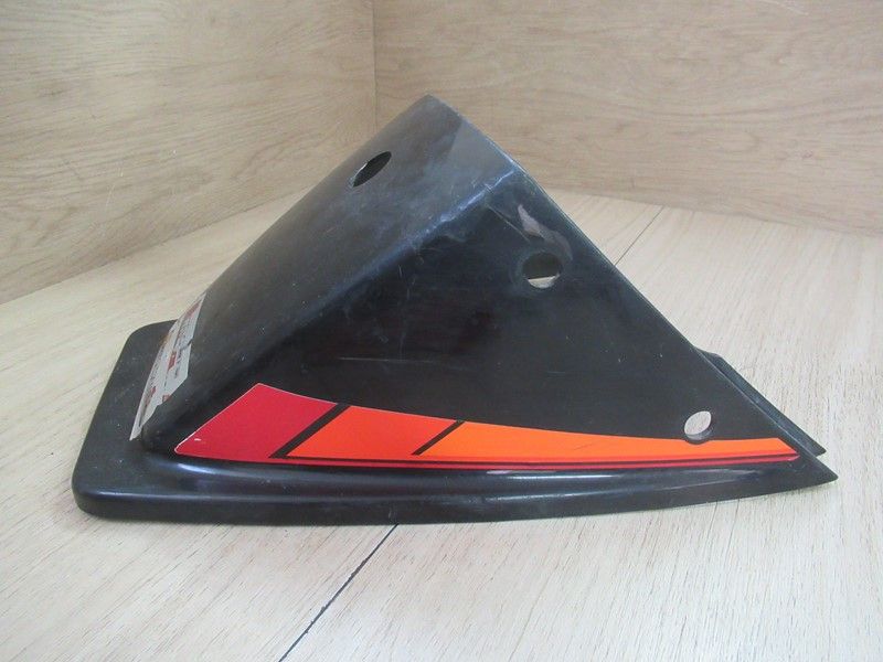 Dosseret coque arrière Suzuki 400 GSX S 1980-1983