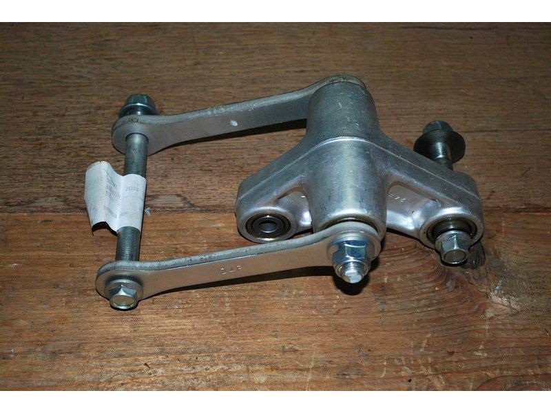 Jeu de biellettes d'amortisseur neuves Suzuki 1300 GSXR Hayabusa 1999-2007