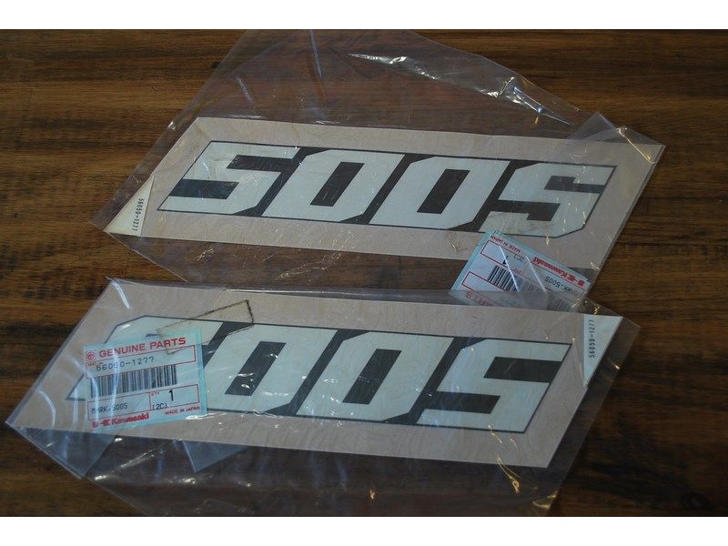 2 emblèmes 500S de sabot Kawasaki GPZ 500 S 1987-91 (56050-1277)