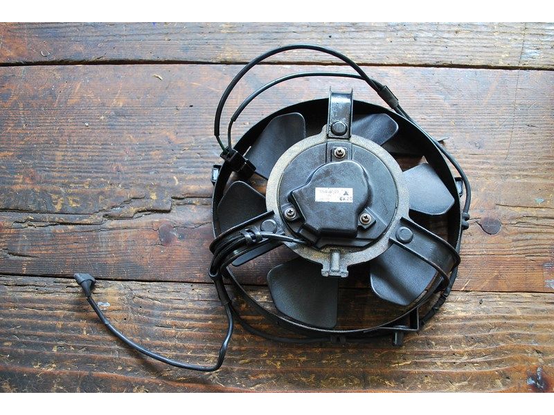 Ventilateur Honda 750 VFR (RC24) 1986-87