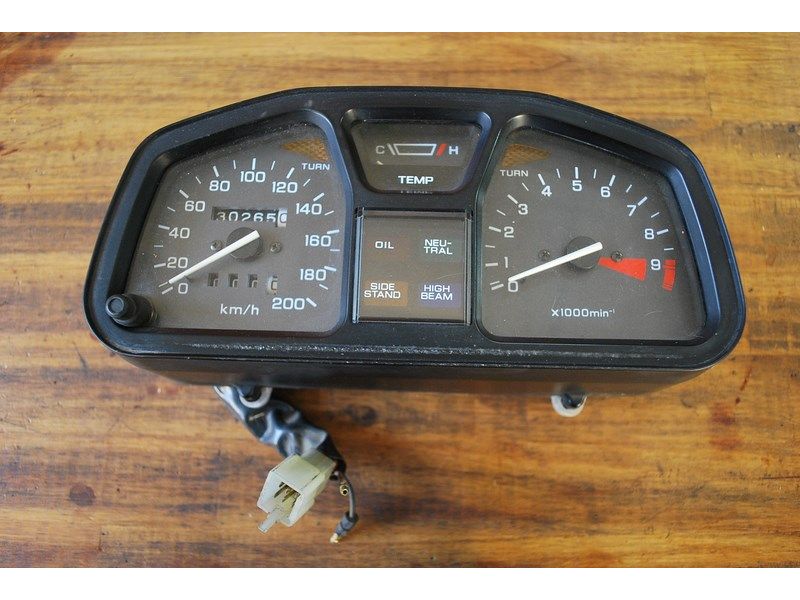 Tableau de bord Honda XVL 600 Tarnsalp (PD06) 1991-1994 (37100MS6621) 30265 km
