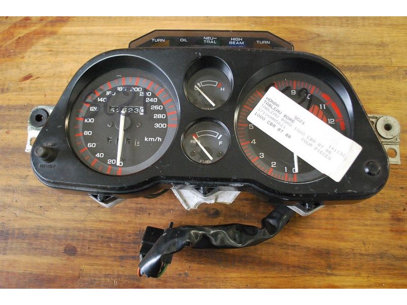 Tableau de bord Honda 1000 CBR (SC21) 1987-1988 (52623 km)