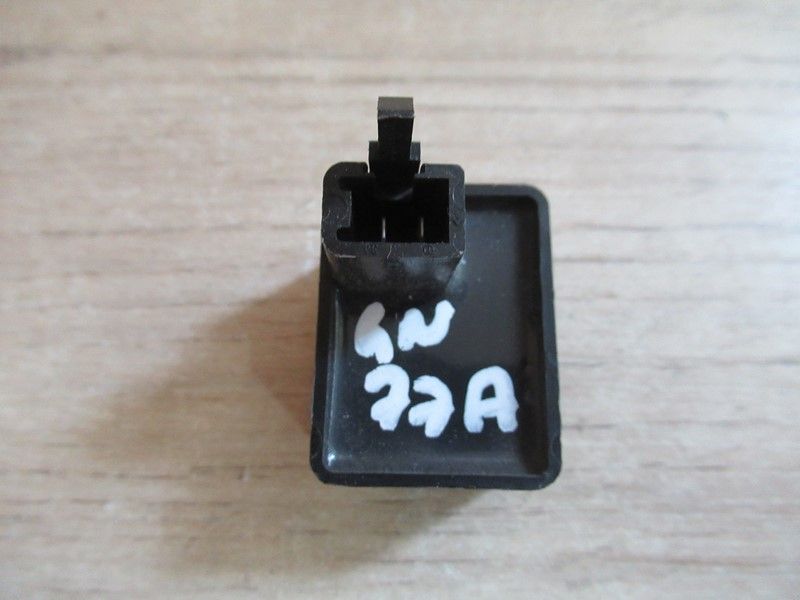 Centrale clignotant Suzuki GSF 600 Bandit 1995-1999