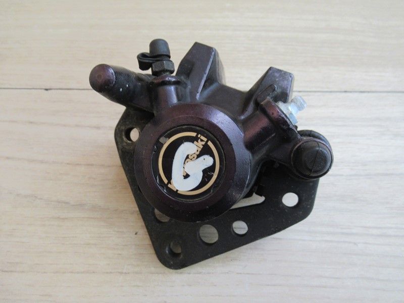 Étrier de frein avant gauche Kawasaki GPZx 750/Turbo/1100 1983-1985