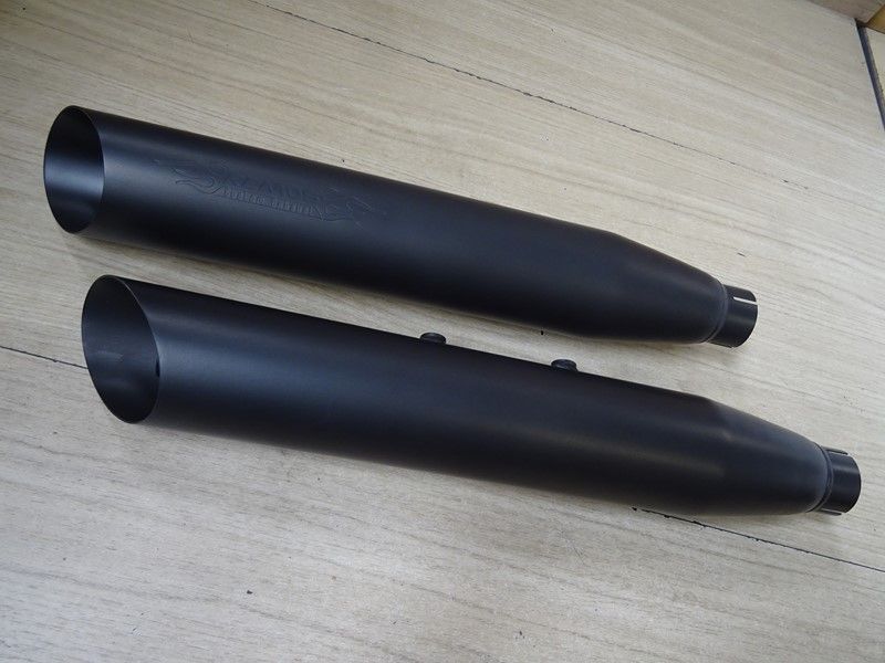 Silencieux homologués haut et bas REMUS Custom HARLEY DAVIDSON SOFTAIL 2011 (7702239011O / 7702239011U)