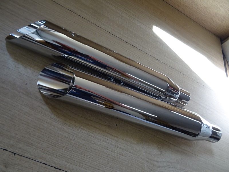 Silencieux non homologués haut et bas REMUS Custom chrome HARLEY DAVIDSON SOFTAIL FAT BOY 2008 (7103239307O / 7103239307U)