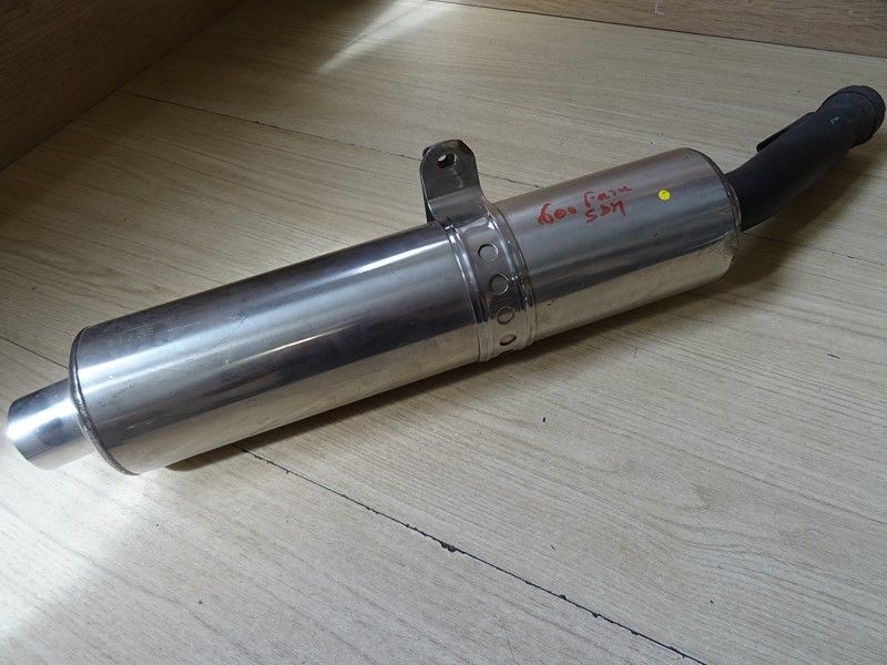 Silencieux d'échappement d'origine Yamaha 600 FAZER (RJ025) 2002/2003