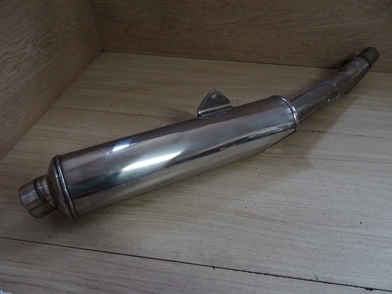 Silencieux d'échappement d'origine Suzuki GSF 600 bandit type JS1A8 2000/2004 (31F0)