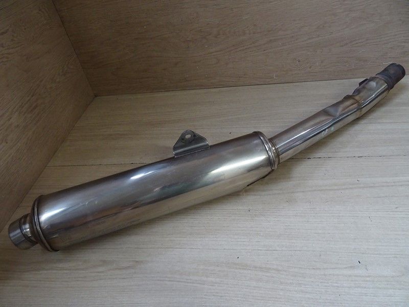 Silencieux d'échappement d'origine Suzuki GSF 600 bandit type JS1A8 2000/2004 (31F0)
