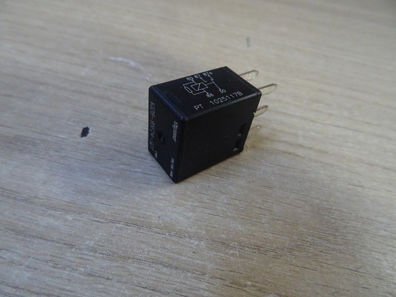 Mini relais TGB Blade 550 (926707)
