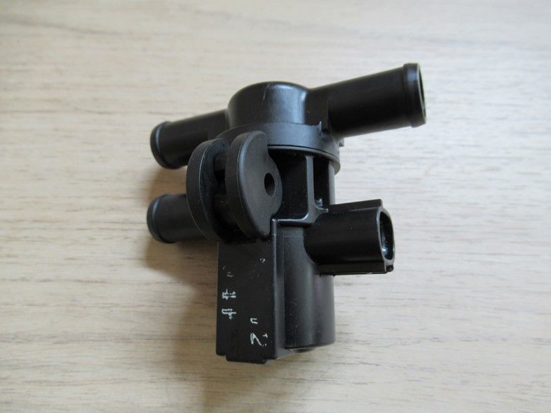 Valve de recyclage Suzuki GSXF650 2008-2010