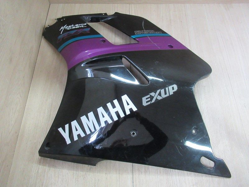 Flanc gauche Yamaha 1000 FZR 1991-1994