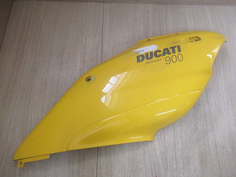 Flanc droit Ducati 900 SS IE 1998-2002