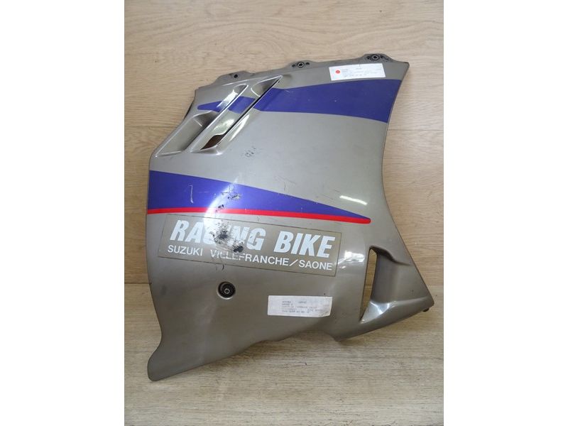 flanc droit Suzuki 1100 GSXF type GV72A à GV72C 1988/1993 (94471-48B)