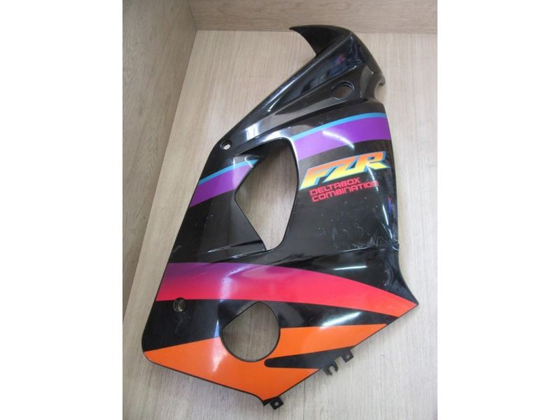 Flanc droit  Yamaha 600 FZR 1994-1995 (4JH-2835V-00)