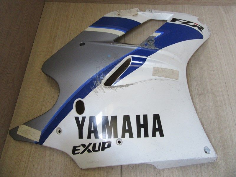 Flanc droit  Yamaha 1000 FZR (3LF) 1991-1994