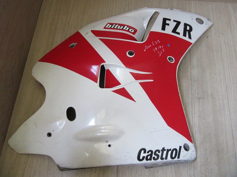 Flanc droit  Yamaha 1000 FZR (3LF) 1989-1990