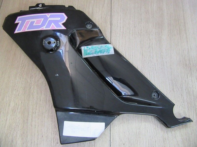 Flanc gauche Yamaha 125 TDR 1990-1992