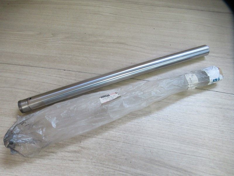 Tube de fourche d'origine Yamaha 240 TDR 3CL 1988/1990