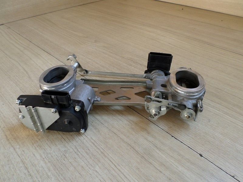 Corps de papillons complet DUCATI 1200 DIAVEL 2011/2014 type G100AA