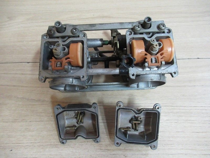 Rampe de carburateur Kawasaki GPZ 500 1987-2002