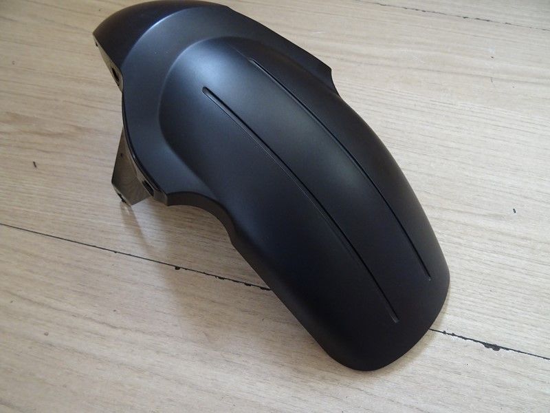 Garde boue avant, partie supérieure Triumph 660 Trident 2021/- (T2313121)