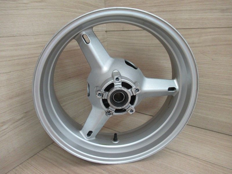 Roue arrière Suzuki SV 1000 2003-2007