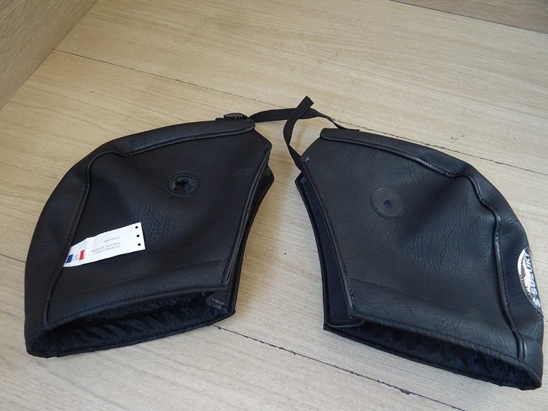 Paire de manchons de guidon Scooter Suzuki 125 Epicuro et motos  scooters divers