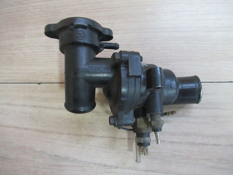 Corps de thermostat Yamaha FZ 750 1985-1992