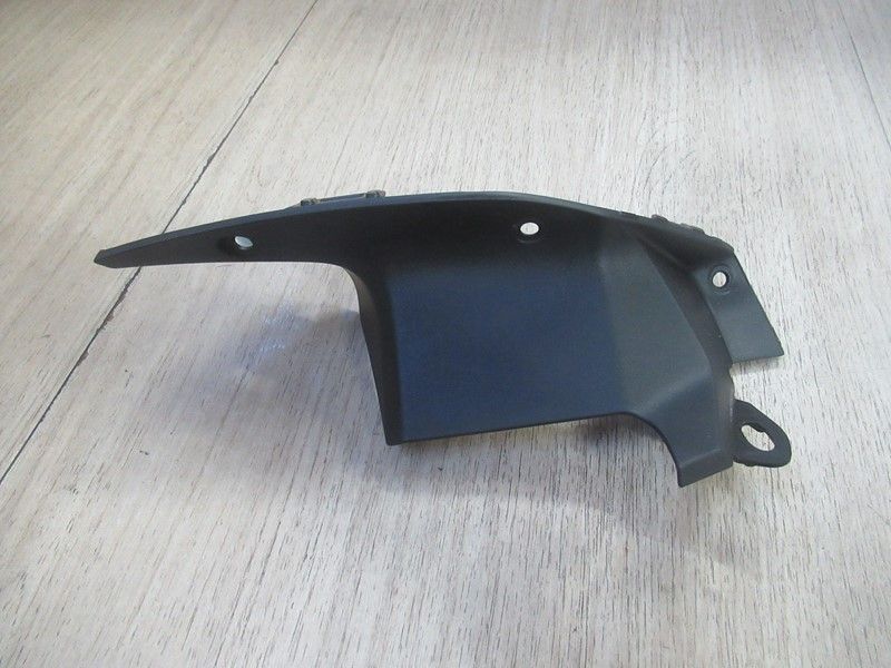 Écope intérieur droit Kawasaki Z 650 2017-2019    (49133-0022)