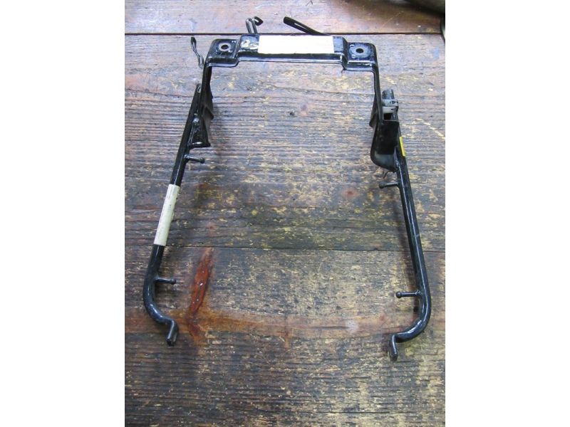 Support garde boue arrière Honda VFR750F 1986/1987 (RC24)
